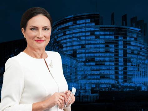 Izabela Kloc Pose Do Parlamentu Europejskiego Ze L Ska Z Natury