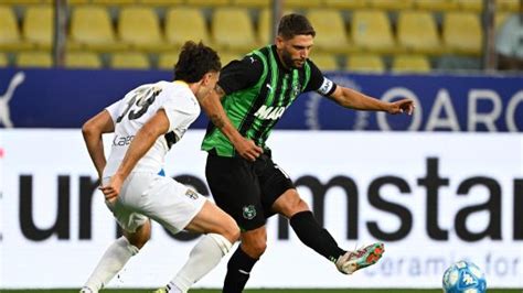 Il Sassuolo Svela I Nuovi Numeri Di Maglia A Cragno La 28 Vina Col 17