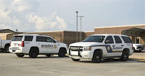 WBR sheriff's office employee arrested over domestic abuse | Baton ...