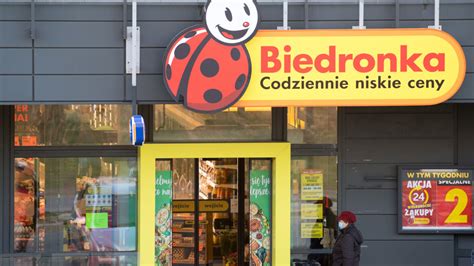 Wielka Sobota Godziny otwarcia sklepów Biedronka Lidl Żabka