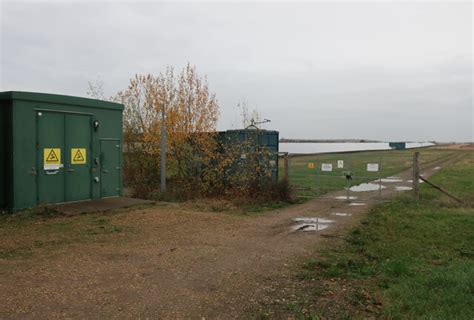 Caldecote Manor Solar Farm Hugh Venables Geograph Britain And Ireland