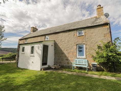 Cairngorms Cottages Walkhighlands