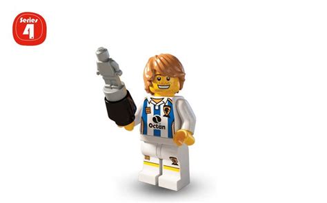 Soccer Player - Characters - Minifigures LEGO.com | SG MiniFigures