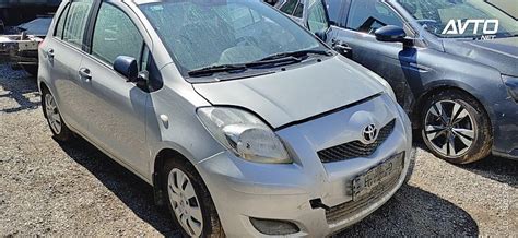 Toyota Yaris 5V 1 33 VVT I Luna Letnik 2010 0 EUR Prodam Avtonet