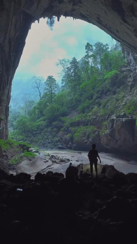 Discovering The Worlds Largest Cave At Son Doong Vietnam Video