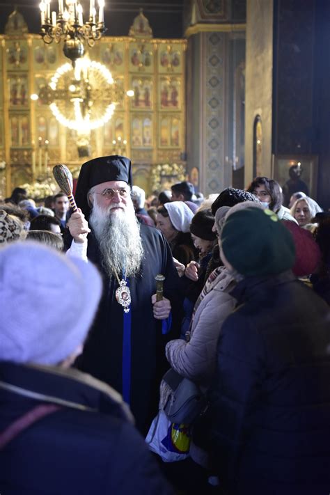 Binecuvântare arhierească la hramul Parohiei Sfântul Ioan Botezătorul