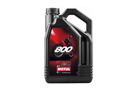 Моторное масло Motul 800 2T FL OFF ROAD Объем 4 л ОЕМ код 104039 цена