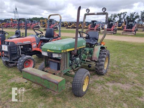 John Deere 670 Online Auctions