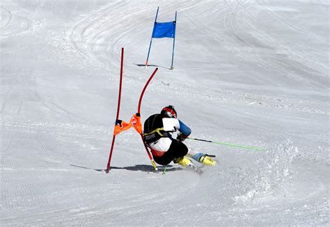 Using Magnetic Gates To Track Slalom Skiers Performance