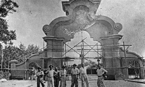 La Historia De La Arcada Del Parque De Mayo Y Las Sospechas De Plagio