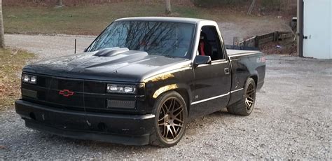 Treys 1990 Chevrolet C1500 Holley My Garage