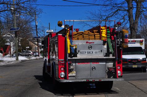 Edison Fire Department Engine 5 1994 Seagrave Triborough Flickr