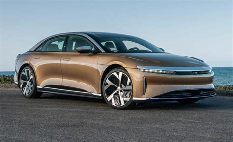 Top 10 des véhicules électriques offrant le plus dautonomie en 2023