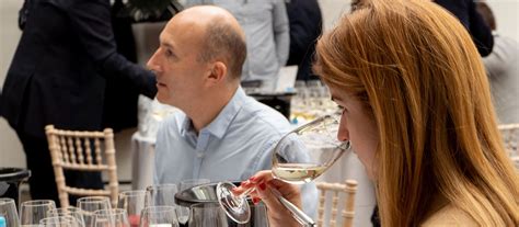 Top Wine Buyers And Experts To Judge 2021 London Wine Competition