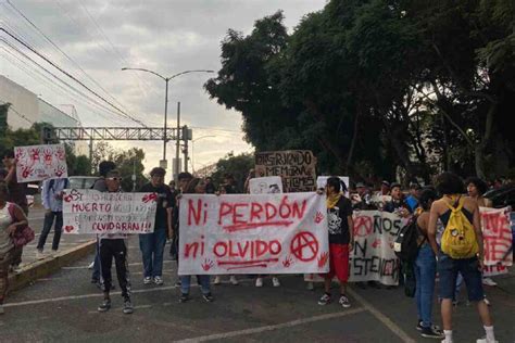 2 de octubre Fue el Estado Marchan por los 55 años de la masacre de