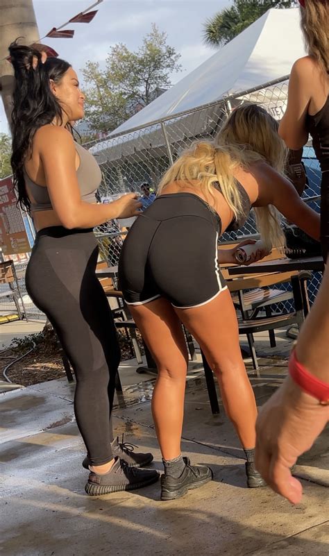 Hot Sluts With Ass In Shorts And Leggings Cameltoe Vpl Blondes