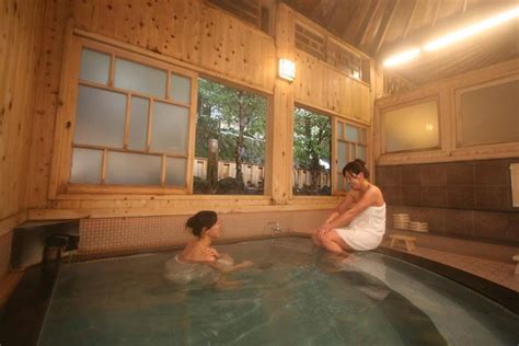 Trying A Japanese Hot Spring Onsen HubPages