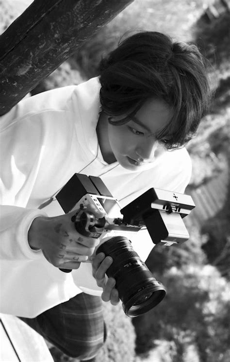 Pin De وهَـج ﹾ٭ En Jeon Jungkook Hombre Apuesto Jungkook Chicos Bts