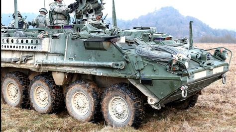 Обзор американского бронетранспортера Stryker армии Украины - YouTube