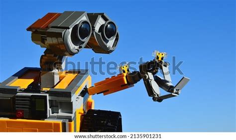 661 Walli Movie Images Stock Photos 3D Objects Vectors Shutterstock