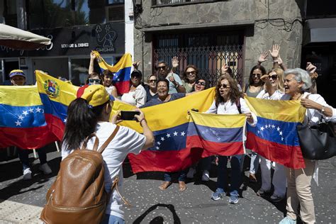 Conselho Nacional Da Venezuela Entrega Atas Eleitorais Para A Justiça