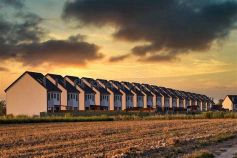 Row Terrace House In Sunset On New Housing Estate Stock Image Image