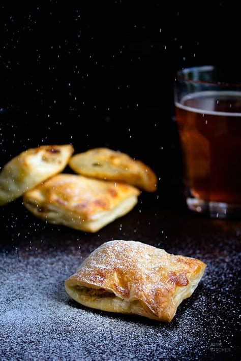 Kerala Banana Fritters |Pazham Pori | Ethakka Appam - NISH KITCHEN