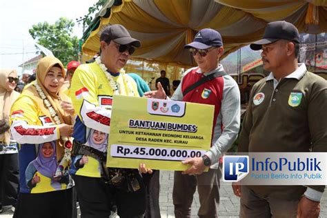 InfoPublik Turdes Ke 10 Gubernur Kalsel Bagikan Berbagai Bantuan Di