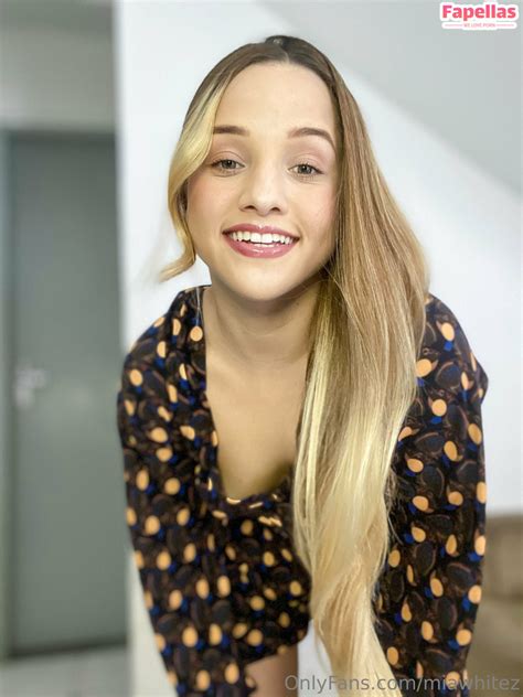 Mia Sweitz Aka Miawhitez Nude Leaks Onlyfans Fapellas
