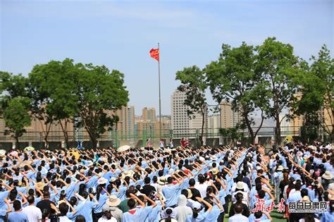 唱响青春 放飞梦想 平凉市第四中学举行“十四岁集体生日”仪式