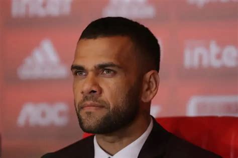 Daniel Alves Condenado A Anos E Meses De Pris O Por Agress O