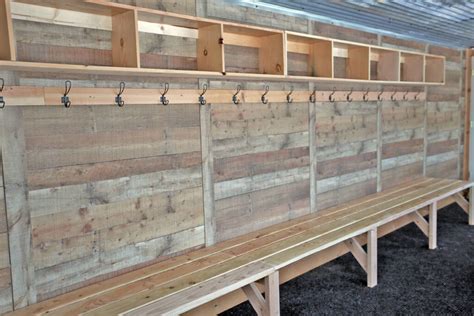 locker room benches – Free Woodworking Plan.com