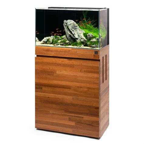 UNS Aquarium Review - An In-Depth Look - AquariumStoreDepot