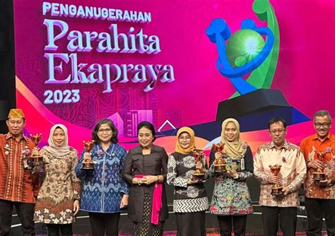 Wujudkan Kesetaraan Gender Makassar Raih Anugerah Parahita Ekapraya