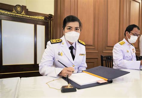 MRTA Signs The Book Of Blessing And Lights The Candle On The Occasion