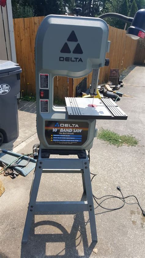 Delta 28 195 10 Band Saw With Stand For Sale In Spanaway Wa Offerup