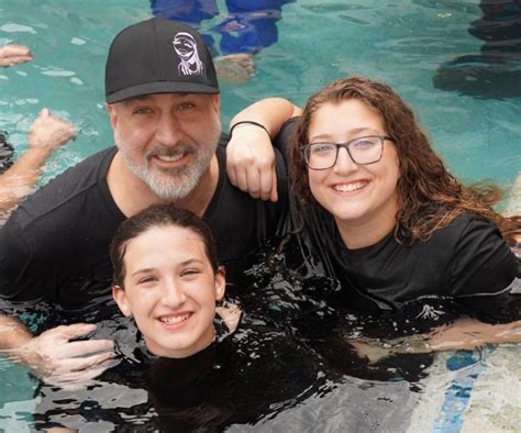 Joey Fatone Says His Kids Think He's 'Dorky' — Until a 'Jonas Brothers ...