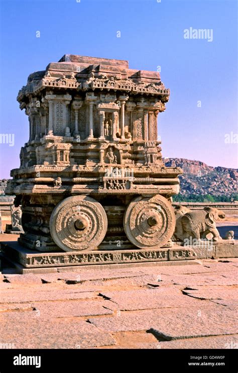 Chariot At Hampi Stock Photo Alamy