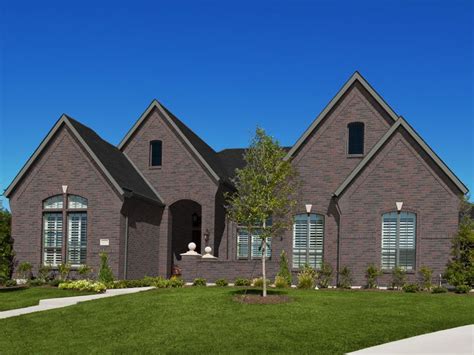 Cheyenne Acme Brick With Iron Black Mortar Dark Gray Trim And Black