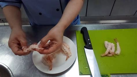 How To Prepare Shrimps For Sushi Part Youtube