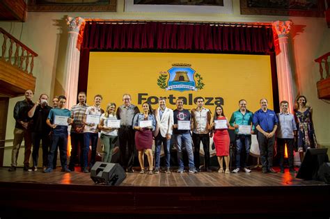 Ricardo Cavalcante E Vice Prefeito De Fortaleza Entregam