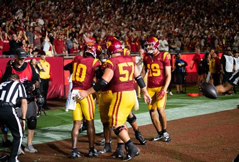 USC Wins Vs Arizona As It Happened Daily Trojan