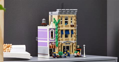 LEGO Police Station debuts as latest modular building set - 9to5Toys