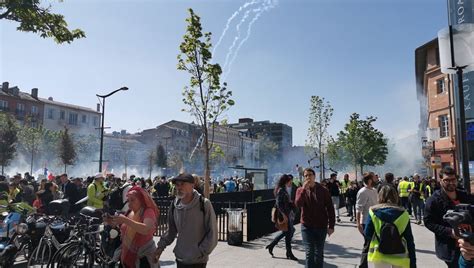 DIRECT Gilets jaunes tensions et affrontements à Toulouse lors de