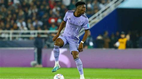 Real Madrid Al Hilal Les Compos Probables