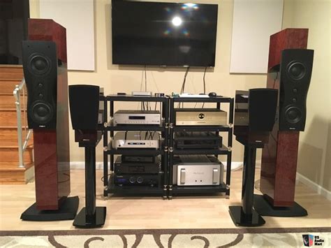 Dynaudio C Platinum In Color Mocca High Gloss Finished Photo