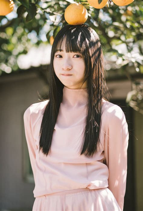📸 画像：『blt Graphvol88』ローソンエンタテインメント購入特典ポストカード【宮地すみれ（日向坂46）】｜日向坂46 丹生明里