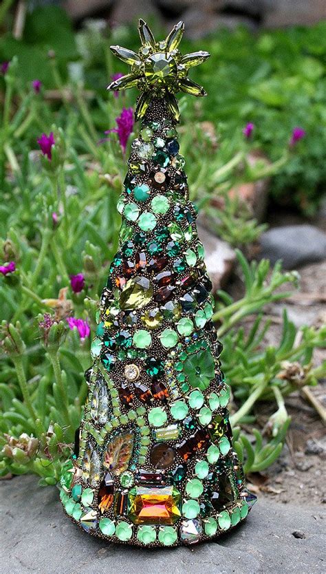 Gorgeous Vintage Rhinestones Green And Brown Jewelry Crystals Christmas Tree With Star Ultim