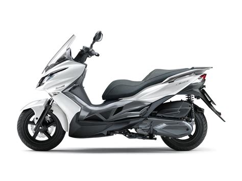 J300 2016