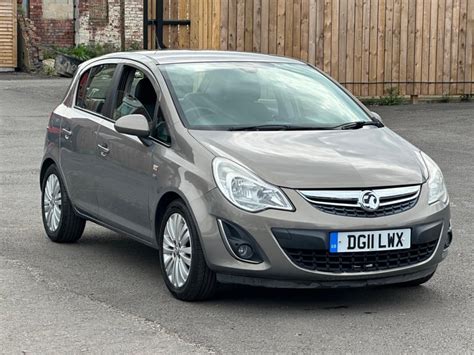 Vauxhall Corsa Se Dr Hatchback Petrol Manual In Leeds West